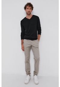 Sisley Sweter męski kolor czarny. Okazja: na co dzień. Kolor: czarny. Długość rękawa: długi rękaw. Długość: długie. Styl: casual #2