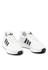 Adidas - adidas Buty Swift Run 22 J GW8179 Beżowy. Kolor: beżowy. Materiał: materiał. Sport: bieganie #2