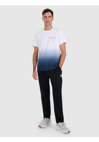 4f - 4F T-shirt regular z nadrukiem męski - granatowy S. Okazja: na co dzień. Kolor: niebieski. Materiał: materiał, bawełna. Wzór: nadruk. Styl: casual