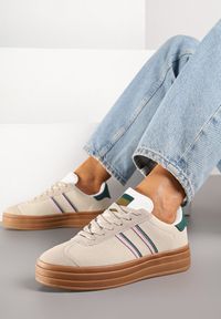 Renee - Beżowo-Zielone Klasyczne Sneakersy na Niewysokiej Platformie Terilee. Nosek buta: okrągły. Zapięcie: sznurówki. Kolor: beżowy. Materiał: syntetyk, nubuk. Obcas: na platformie. Wysokość obcasa: niski
