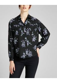 Lee - LEE FLORAL BLOUSE DAMSKA KOSZULA DŁUGI RĘKAW BLACK L49UXM01. Długość rękawa: długi rękaw. Długość: długie