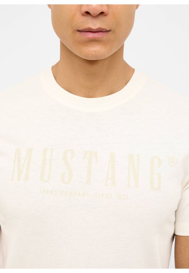 Męski T-Shirt Mustang Style Austin Whisper White 1016480 2013
