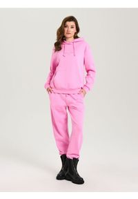 Sinsay - Spodnie jogger - różowy. Kolor: różowy #1