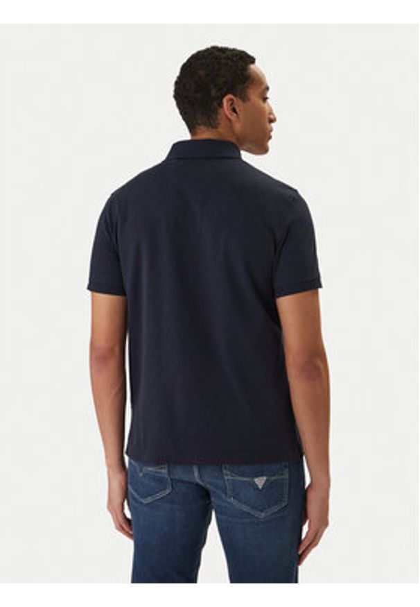 Guess Polo M6RP05 KD181 Granatowy Regular Fit. Typ kołnierza: polo. Kolor: niebieski. Materiał: bawełna