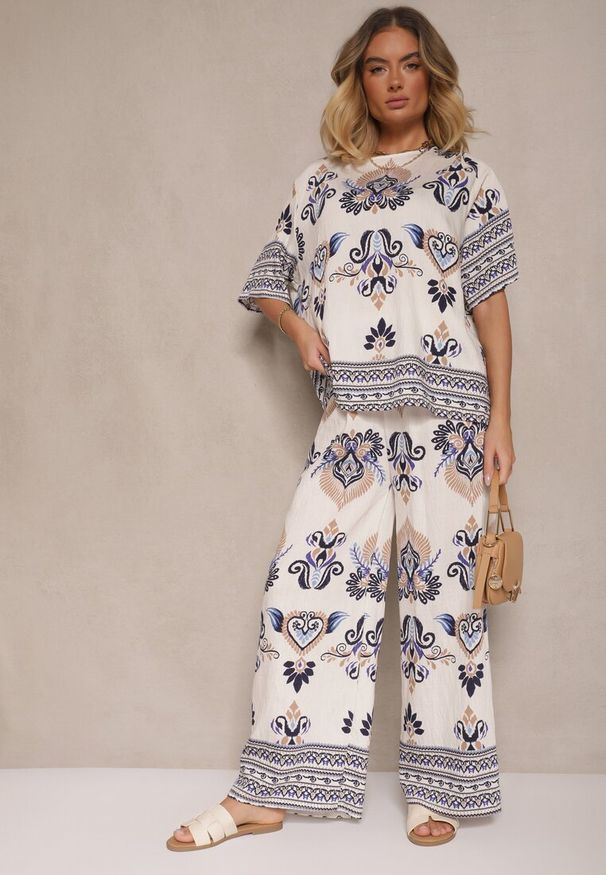 Renee - Niebieski Wiskozowy Komplet w Orientalny Print Szerokie Spodnie i T-shirt Pollialia. Kolor: niebieski. Materiał: wiskoza. Wzór: nadruk