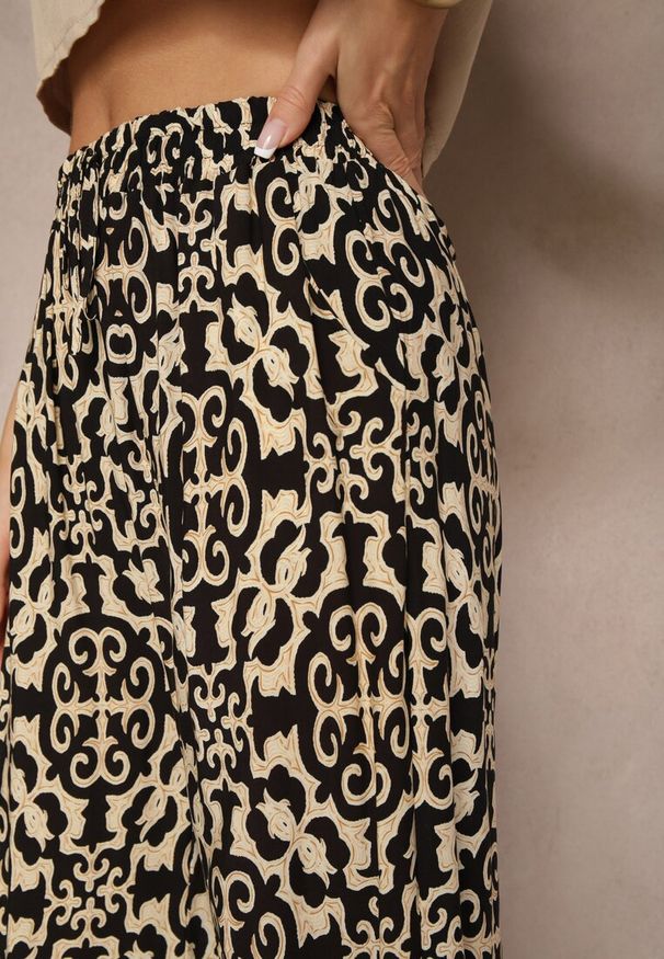 Renee - Czarne Szerokie Spodnie Culottes z Bawełny w Ornamentalny Print Lisanella. Okazja: na co dzień, na spacer. Kolor: czarny. Materiał: bawełna. Wzór: nadruk. Styl: elegancki, casual