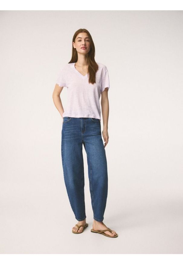 Reserved - Lniany t-shirt - lawendowy. Kolor: fioletowy. Materiał: len. Styl: klasyczny