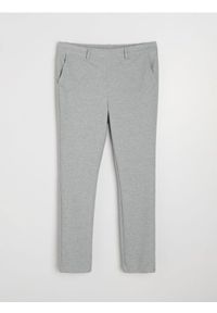 Sinsay - Spodnie slim fit z domieszką wiskozy - szary. Kolor: szary. Materiał: wiskoza #1