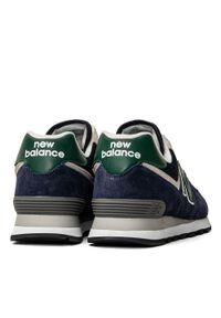 Sneakersy męskie granatowe New Balance ML574HL2. Okazja: na co dzień, na spacer, do pracy. Kolor: niebieski. Model: New Balance 574. Sport: turystyka piesza