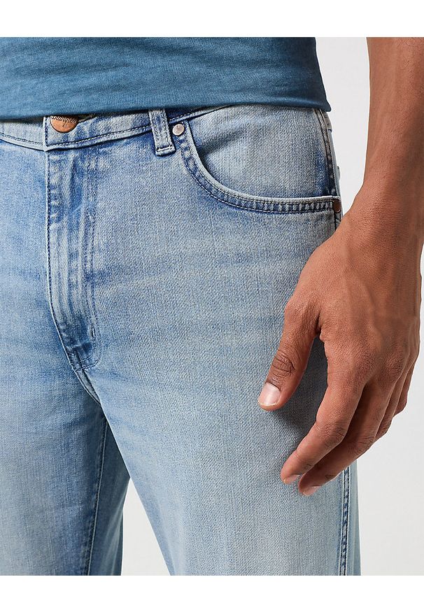 Wrangler - MĘSKIE SPODNIE WRANGLER LARSTON PALAMINO 112350842 W18S017958