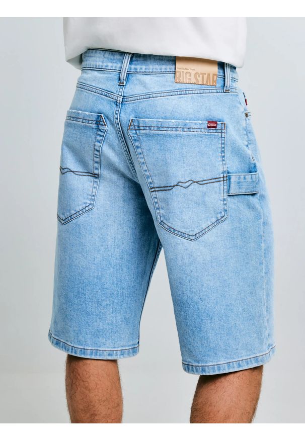 Big-Star - Szorty męskie jeansowe z przetarciami jasnoniebieskie Aleksy Workwear 220. Okazja: na co dzień. Stan: podwyższony. Kolor: niebieski. Materiał: jeans. Sezon: lato. Styl: klasyczny, vintage, casual