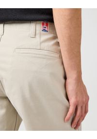 Wrangler - MESKIE SPODENKI WRANGLER CJ CHINO SHORTS PELICAN 112362919 #4