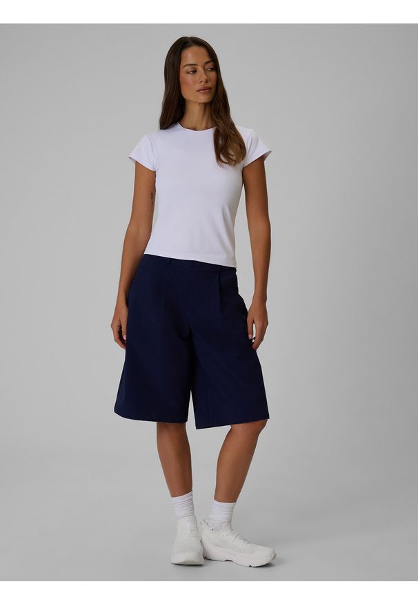 4f - 4F T-shirt slim gładki damski - biały M. Okazja: na co dzień. Kolor: biały. Materiał: tkanina. Wzór: gładki. Styl: casual, klasyczny