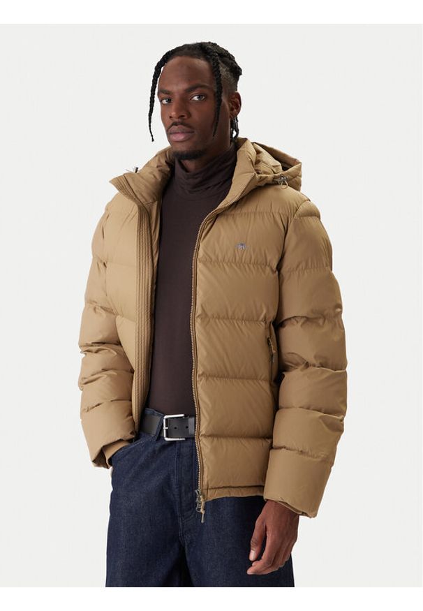 GANT - Gant Kurtka zimowa Active Cloud 7006534 Beżowy Regular Fit. Kolor: beżowy. Materiał: syntetyk. Sezon: zima