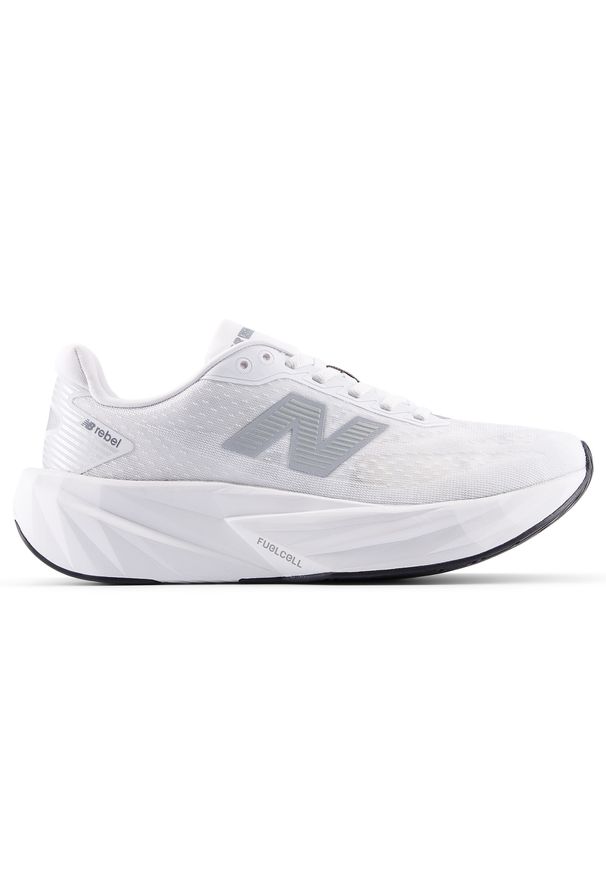 Buty damskie New Balance FuelCell Rebel v5 WFCXLM5 – białe. Kolor: biały. Materiał: guma, syntetyk, materiał. Szerokość cholewki: normalna. Wzór: geometria. Sport: bieganie, fitness
