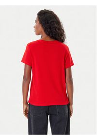 Mustang T-Shirt Alma 1016748 Czerwony Regular Fit. Kolor: czerwony. Materiał: bawełna