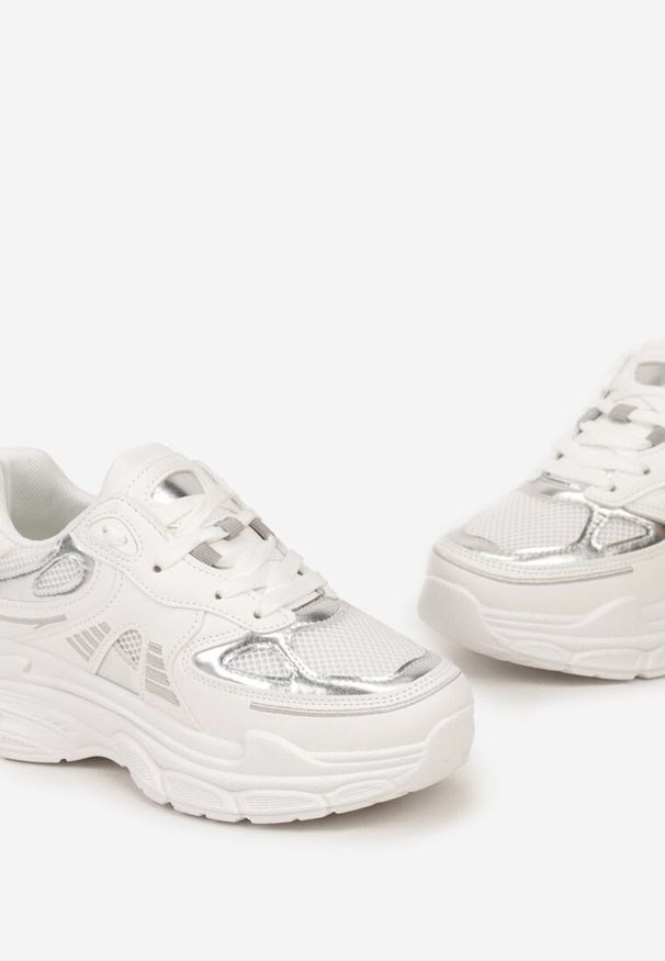 Born2be - Białe Sneakersy z Siateczką i Ozdobnymi Wstawkami Nilveri. Kolor: biały