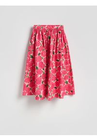 Reserved - Spódnica midi w kwiaty - różowy. Kolor: różowy. Materiał: bawełna, tkanina. Wzór: kwiaty #1