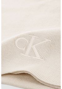 Calvin Klein - CALVIN KLEIN Beżowy damski szalik z haftowanym logo. Kolor: beżowy. Wzór: haft #3