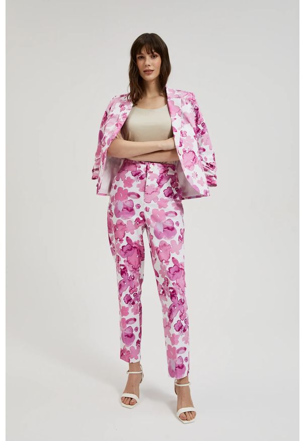 MOODO - Spodnie w kwiaty różowe. Kolor: różowy. Wzór: kwiaty