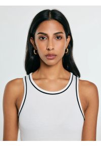 Big-Star - Top damski z kontrastowym wykoŅczeniem biały Lessa 100. Kolor: biały. Materiał: dzianina, materiał. Sezon: lato. Styl: elegancki, klasyczny, retro, sportowy #4