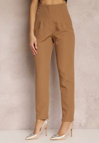 Renee - Jasnobrązowe Spodnie Cygaretki High Waist Molfi. Stan: podwyższony. Kolor: beżowy. Materiał: tkanina #2