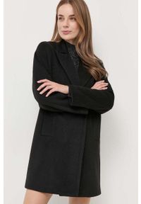Silvian Heach płaszcz damski kolor czarny przejściowy oversize. Kolor: czarny. Styl: klasyczny #1
