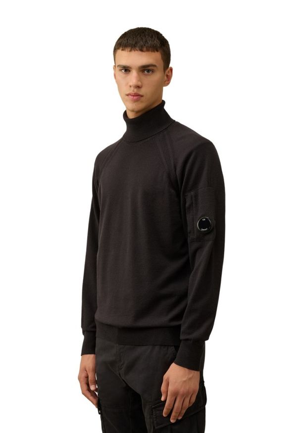 C.P. Company - C.P. COMPANY Czarny męski golf Turtle Neck. Okazja: na co dzień. Typ kołnierza: golf. Kolor: czarny. Materiał: poliester, wełna. Styl: elegancki, casual