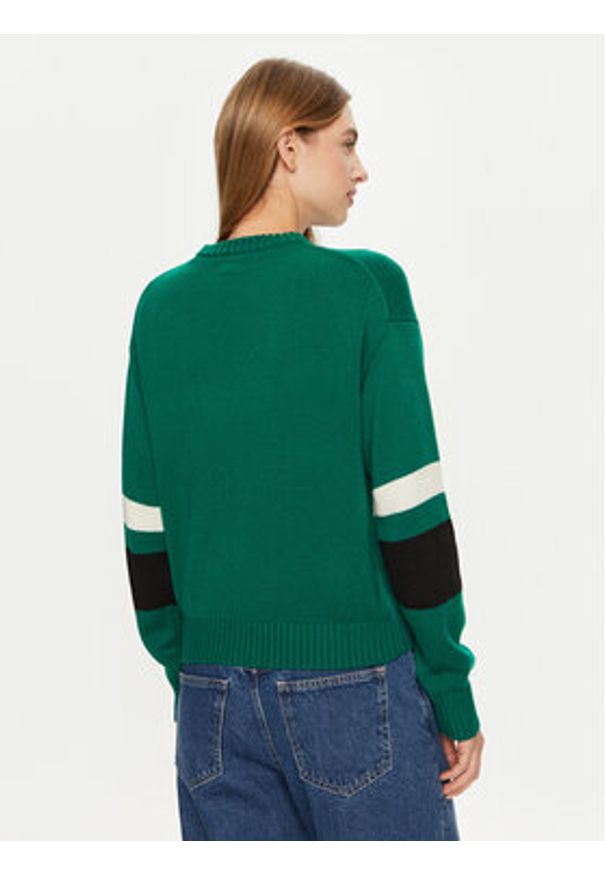 Guess Jeans Sweter W4BR11 Z3HN2 Zielony Regular Fit. Kolor: zielony. Materiał: wełna, syntetyk
