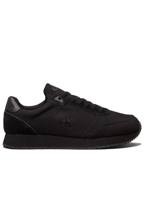 Buty męskie Calvin Klein Jeans Runners Sock Laceup MG Canvas YM0YM01217-0GJ - czarne. Okazja: na co dzień. Zapięcie: sznurówki. Kolor: czarny. Materiał: jeans. Szerokość cholewki: normalna. Wzór: aplikacja