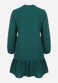 Born2be - Ciemnozielona Koszulowa Sukienka Mini z Falbanką Brindel. Kolor: zielony. Typ sukienki: koszulowe. Długość: mini #2