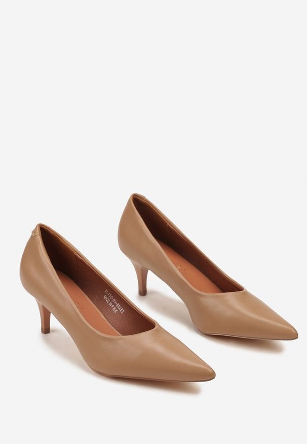 Born2be - Ciemnobeżowe Czółenka Vices na Kaczuszce z Wkładką ze Skóry Naturalnej Amorrise. Okazja: na co dzień. Kolor: beżowy. Materiał: skóra. Wzór: kwiaty. Obcas: na szpilce. Styl: casual, elegancki