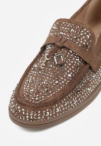 Renee - Brązowe Mokasyny z Cyrkoniami i Ozdobami Distantsteam. Okazja: na co dzień. Kolor: brązowy. Materiał: jeans. Wzór: aplikacja. Styl: glamour, casual #5