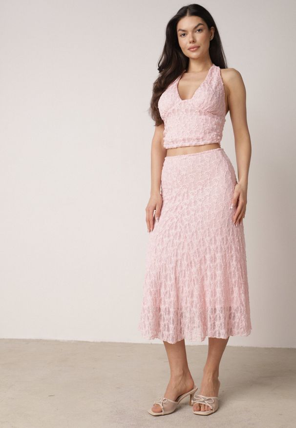 Born2be - Różowy Koronkowy Komplet Top Wiązany na Szyi i Spódnica Corinatea. Kolor: różowy. Materiał: koronka