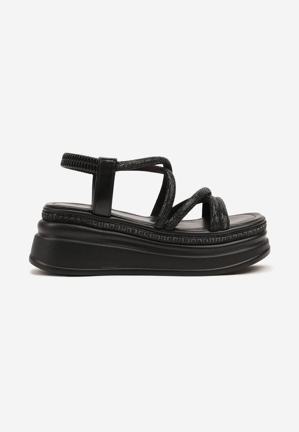 Born2be - Czarne Sandały na Grubej Podeszwie z Paskami Ozdobionymi Cyrkoniami Danoritia. Okazja: na co dzień. Zapięcie: pasek. Kolor: czarny. Materiał: jeans. Wzór: aplikacja. Sezon: lato, wiosna. Styl: glamour, elegancki, casual