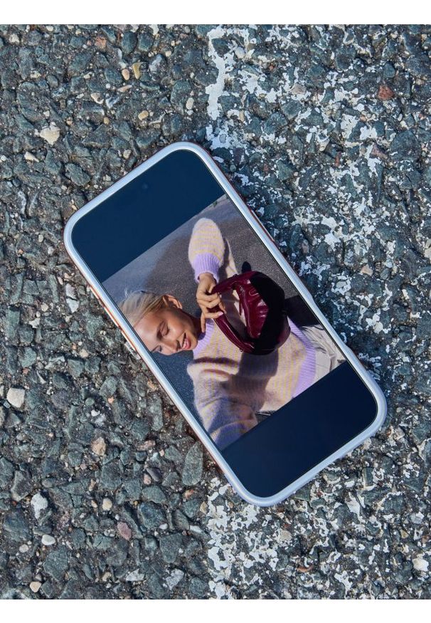 Reserved - Torebka hobo - mahoniowy. Kolor: brązowy. Materiał: skórzane