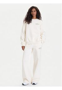 New Balance Bluza WT53516 Biały Relaxed Fit. Kolor: biały. Materiał: bawełna #4