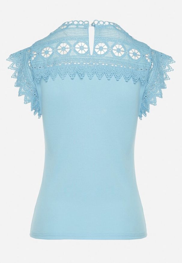 Born2be - Niebieski Top z Bawełny Ozdobiony Koronką Liriona. Okazja: na co dzień. Kolor: niebieski. Materiał: bawełna, koronka. Wzór: aplikacja, koronka. Styl: casual, elegancki