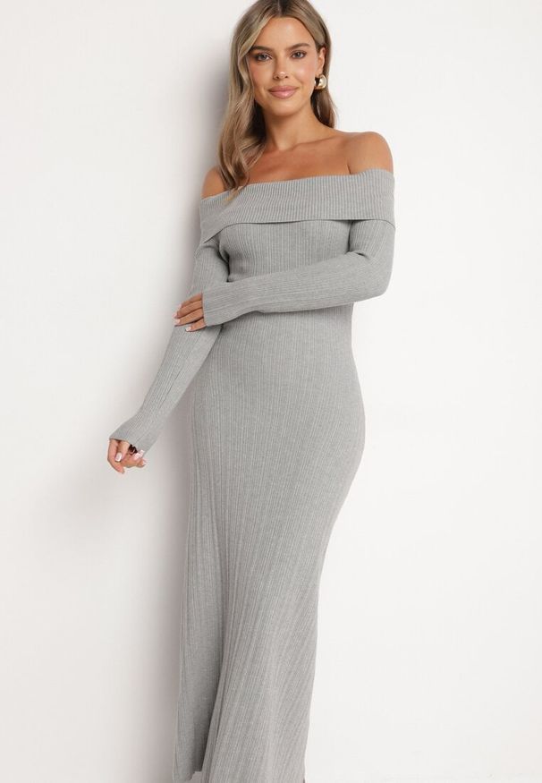 Born2be - Szara Rozkloszowana Sukienka z Wiskozą i Odkrytymi Ramionami Siannela. Okazja: na co dzień. Kolor: szary. Materiał: wiskoza. Długość rękawa: długi rękaw. Styl: klasyczny, casual, elegancki