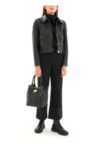 Kazar - Czarne trzewiki damskie. Wysokość cholewki: przed kolano. Zapięcie: sznurówki. Kolor: czarny. Materiał: skóra, lakier. Szerokość cholewki: normalna. Wzór: aplikacja #5