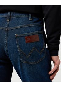 Wrangler - MESKIE SPODNIE JEANSOWE WRANGLER LARSTON OBSIDIAN 112371372 #5