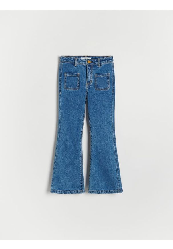 Reserved - Jeansy extra bootcut - niebieski. Kolor: niebieski