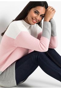 bonprix - Długi sweter w paski. Typ kołnierza: kołnierzyk stójkowy. Kolor: biały. Materiał: dzianina. Długość: długie. Wzór: paski. Styl: elegancki #2