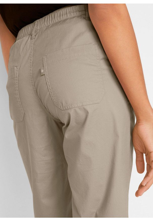 bonprix - Długie bermudy z elastyczną gumką w talii. Kolor: beżowy. Długość: długie