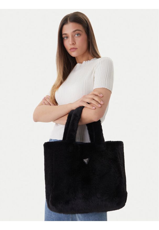 Guess Torebka W6RZ09 W3900 Czarny. Kolor: czarny