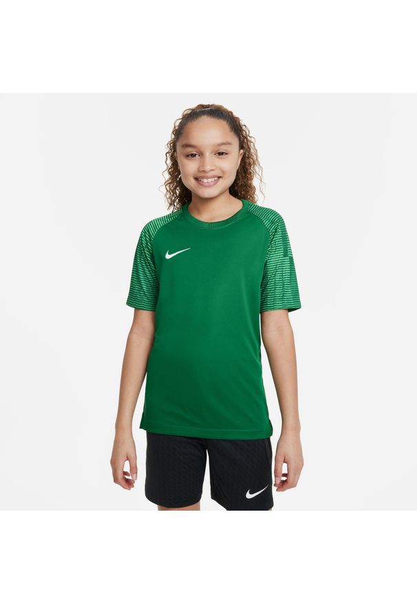 Koszulka Piłkarska Dziecięca Nike Academy. Kolor: zielony. Materiał: poliester. Długość rękawa: krótki rękaw. Długość: krótkie. Sport: piłka nożna
