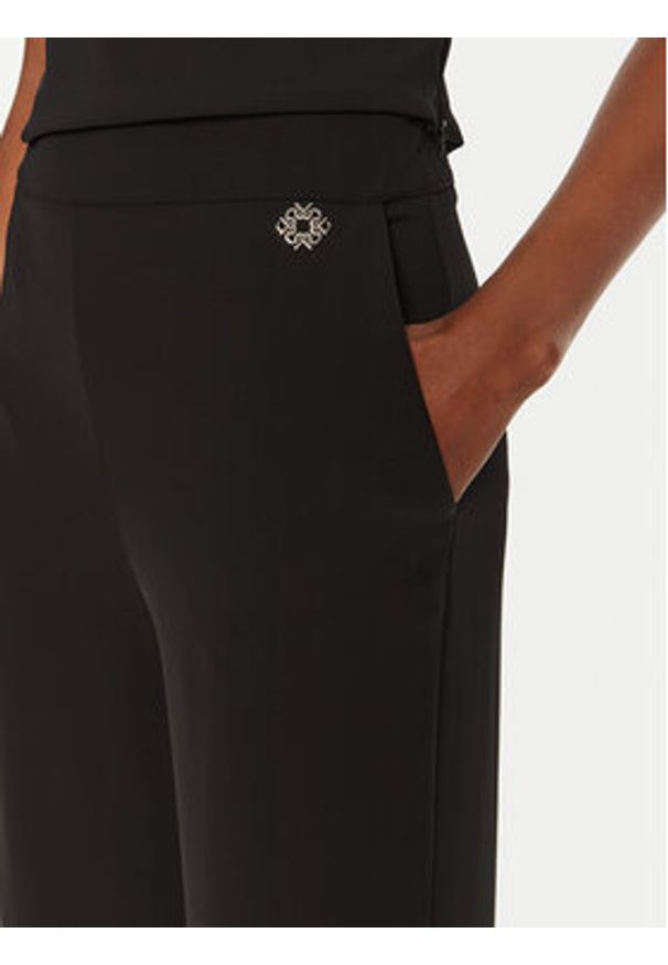 Rinascimento Spodnie materiałowe CFC0120597003 Czarny Regular Fit. Kolor: czarny. Materiał: syntetyk