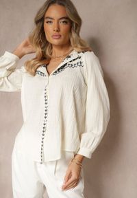 Renee - Beżowa Bawełniana Koszula Boho z Haftowanym Wzorem Gonniva. Okazja: na co dzień. Typ kołnierza: kołnierzyk stójkowy. Kolor: beżowy. Materiał: bawełna. Długość: długie. Wzór: haft. Styl: boho #4