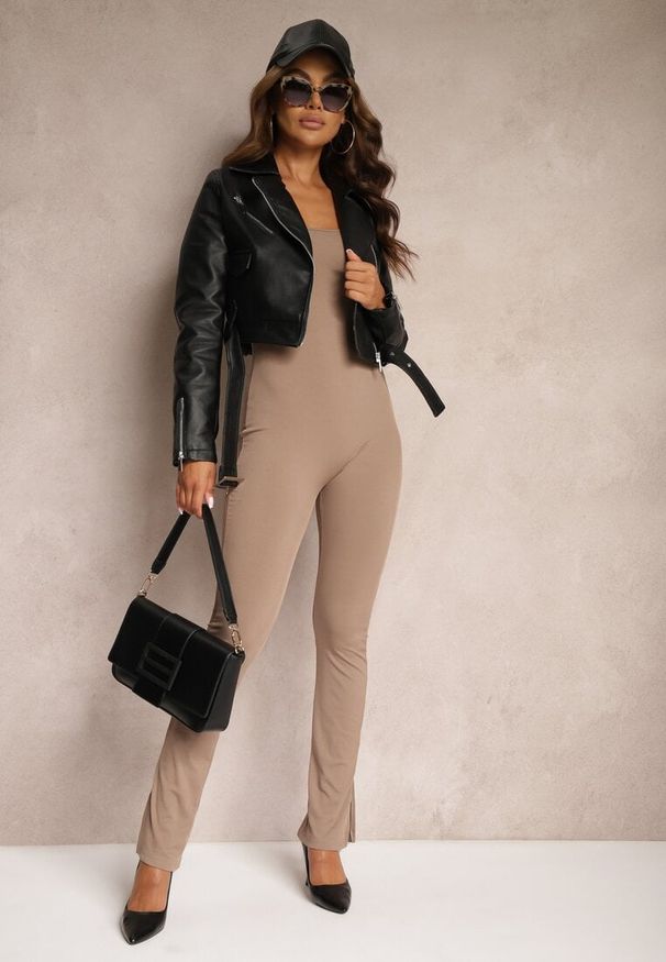 Renee - Czarna Kurtka Ramoneska o Krótkim Kroju Wykończona Paskiem z Regulacją Movania. Okazja: na co dzień. Kolor: czarny. Długość: krótkie. Styl: klasyczny, casual, elegancki