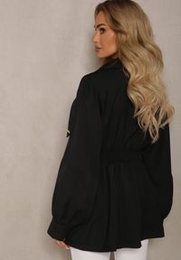 Renee - Czarny Płaszcz o Krótkim Fasonie z Paskiem i Elastyczną Talią oraz Bufiastymi Rękawami Pathia. Okazja: na spotkanie biznesowe. Kolor: czarny. Materiał: jeans. Długość: krótkie. Styl: elegancki, biznesowy